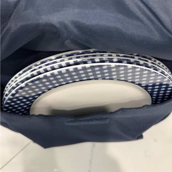 Collapsible Insulated Picnic Basket for 4, Backpack Bag for Outdoor (Blue) - Picture 7 of 10